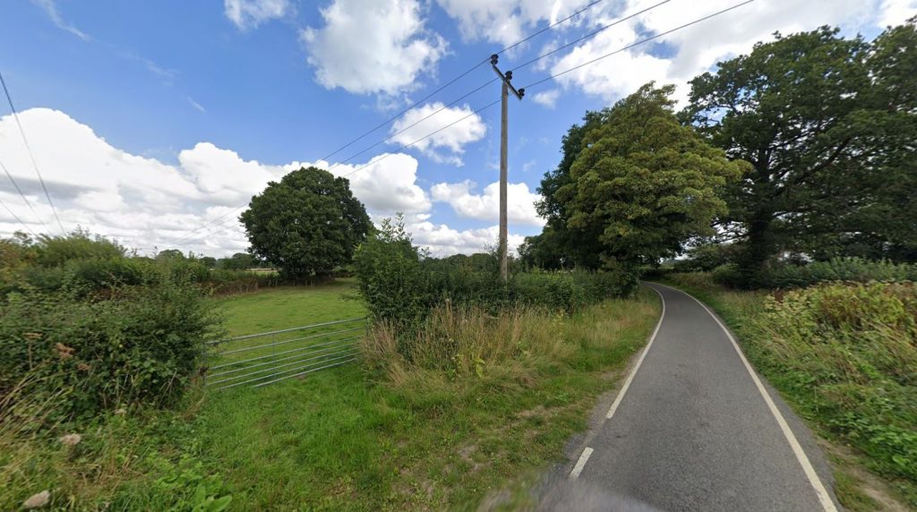 Land on St Piers Lane, Lingfield, RH7 6PN