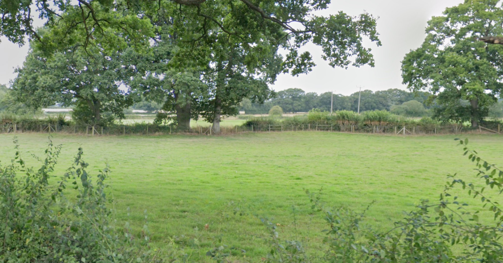 Land on St Piers Lane, Lingfield, RH7 6PN